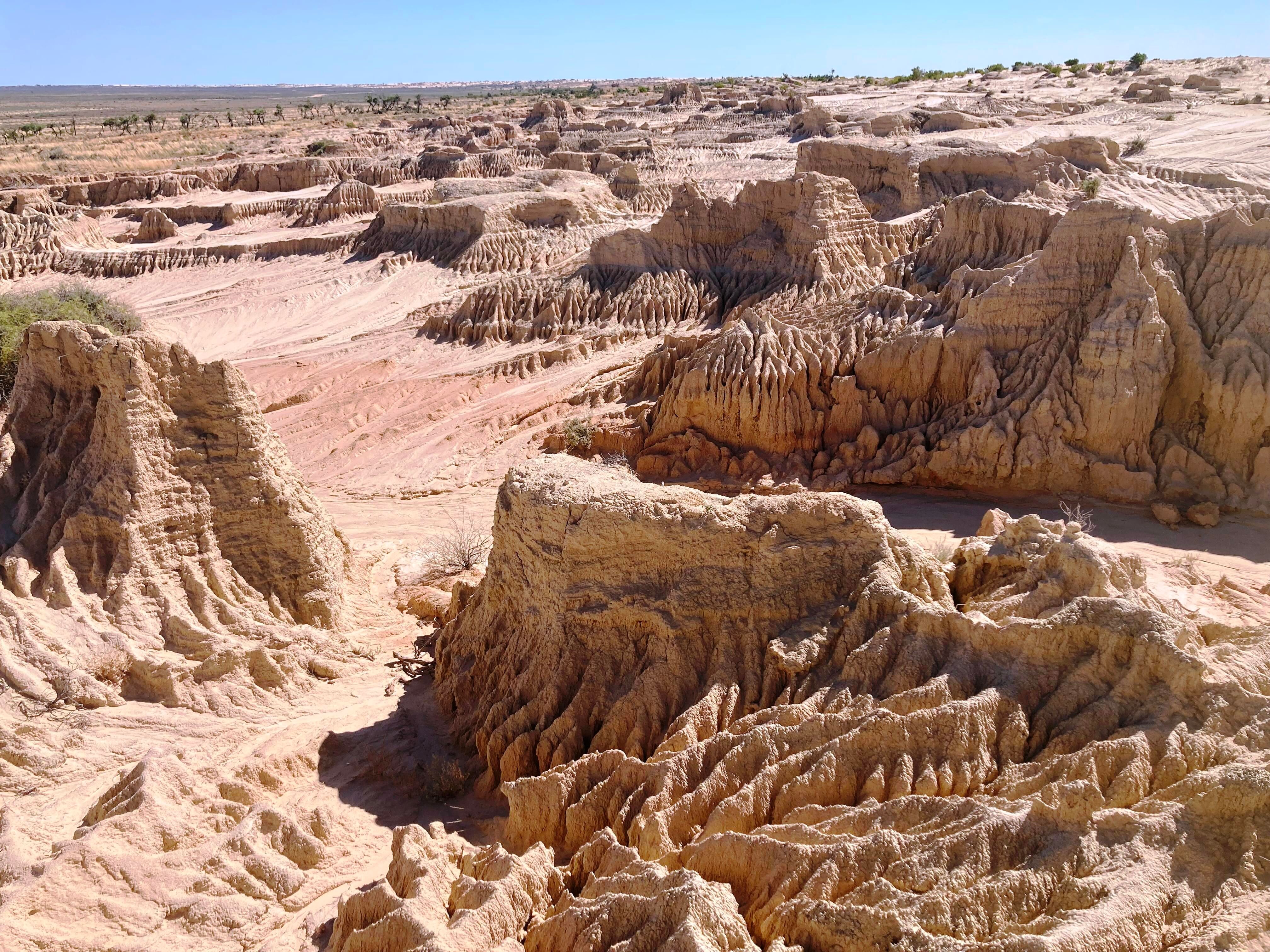 MDSF Lake Mungo lunettes - Peter's favourite Lake Mungo photo.
